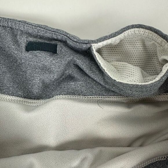 Athleta Womens Tropical Lilies Ready Set Go Shorts size Small - Picture 7 of 10